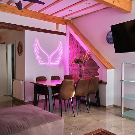 C&a Apartment *