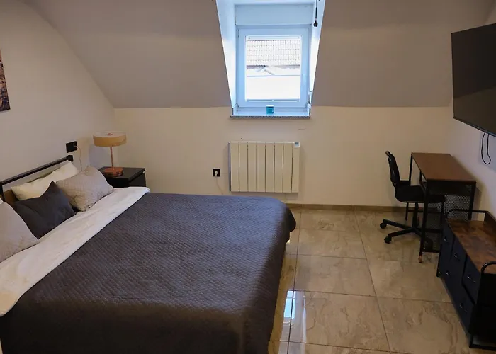 C&a * 凯撒斯劳滕